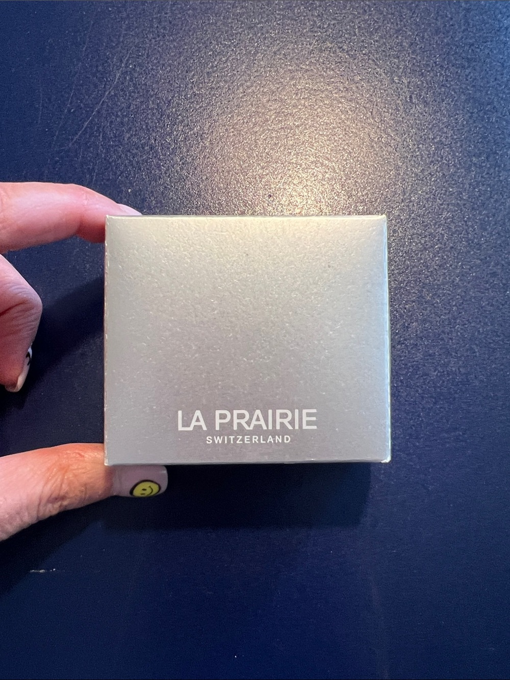 La Prairie foundation stand